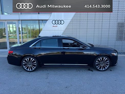 Used 2020 Lincoln Continental Reserve w/ Luxury Package AWD/4WD image 2