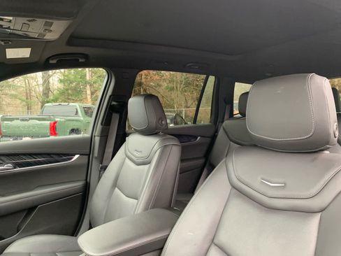 Certified 2025 Cadillac XT6 Premium Luxury image 13