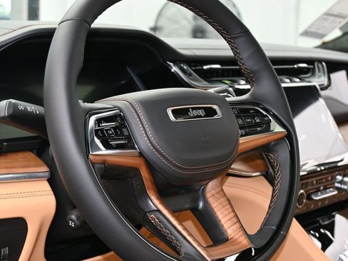 New 2025 Jeep Grand Cherokee L Summit image 14