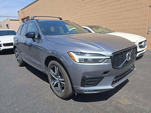 Used 2021 Volvo XC60 T6 R-Design AWD/4WD image 3