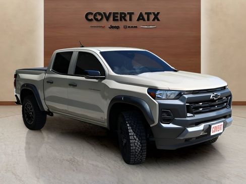 Used 2024 Chevrolet Colorado Trail Boss w/ Safety Package AWD/4WD image 7