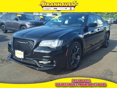Certified 2023 Chrysler 300 S w/ Comfort Group RWD image 1