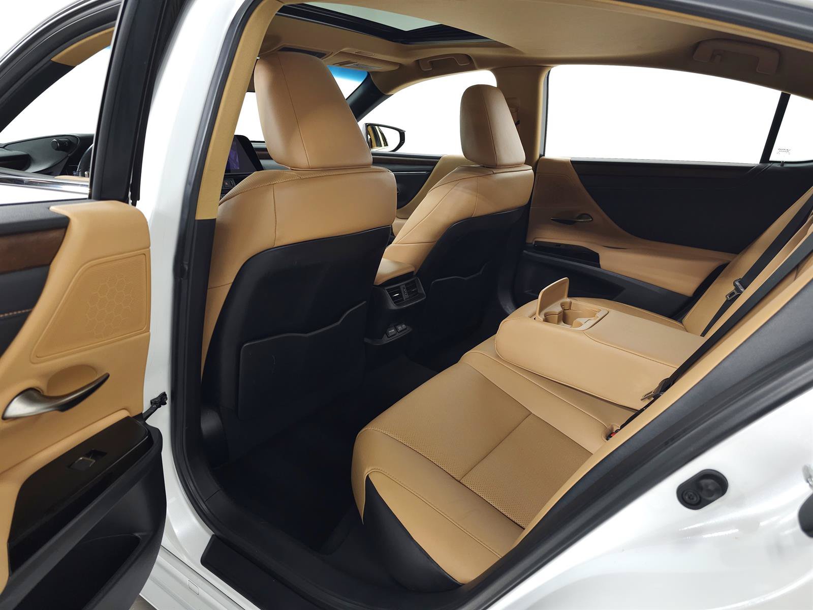 Certified 2024 Lexus ES 350 w/ Premium Package FWD image 29