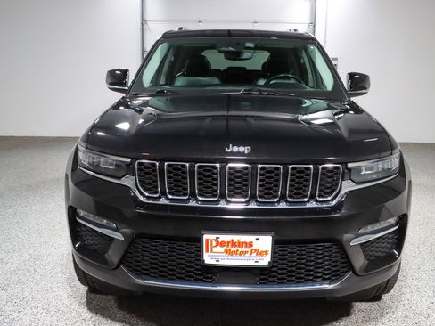 Used 2023 Jeep Grand Cherokee Limited AWD/4WD image 4