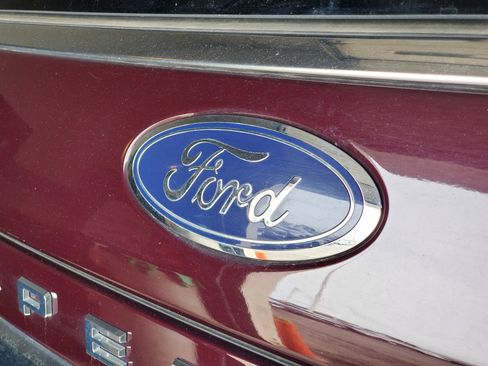 Used 2024 Ford Expedition Max Limited AWD/4WD image 8