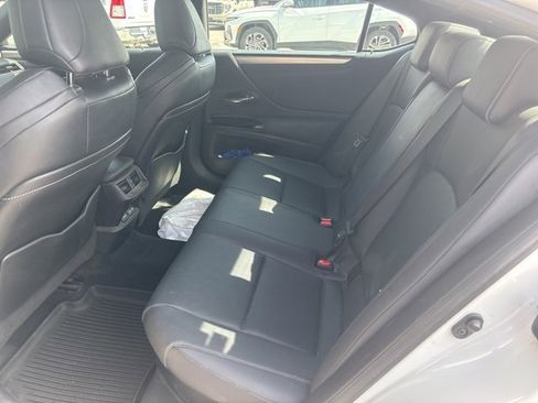 Used 2022 Lexus ES 300h F Sport w/ Accessory Package 2 image 15