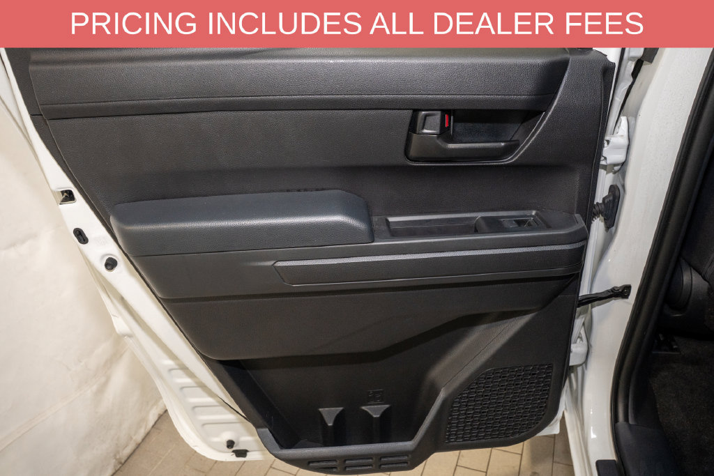 Certified 2024 Toyota Tacoma SR AWD/4WD image 8