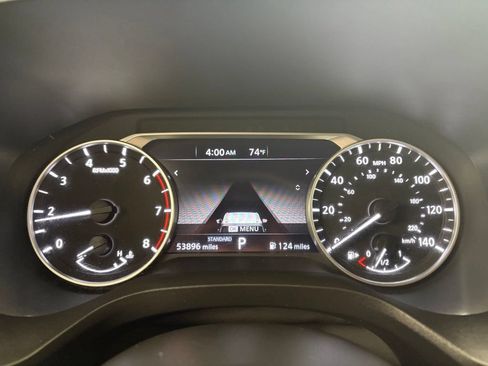 Used 2024 Nissan Rogue SV FWD image 20