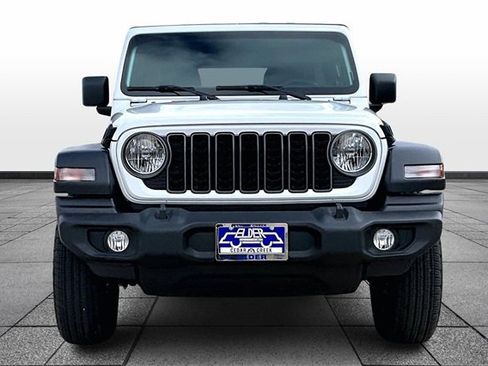 Used 2025 Jeep Wrangler Sport image 3