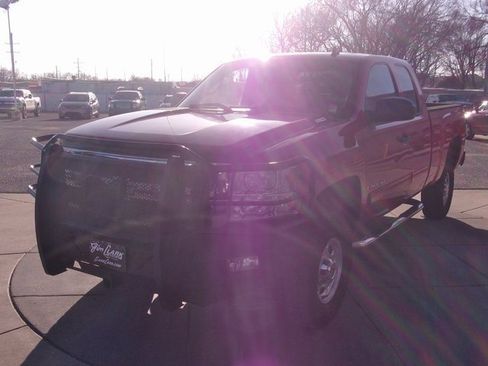 Used 2009 Chevrolet Silverado 2500 LT w/ Exterior Plus Package image 12