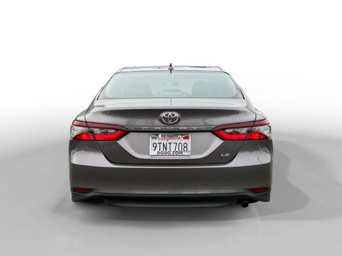 Used 2024 Toyota Camry LE image 4