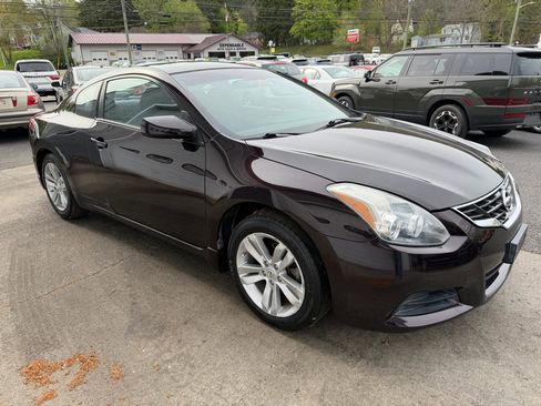 Used 2012 Nissan Altima 2.5 S FWD image 3