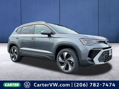 New 2025 Volkswagen Taos SE