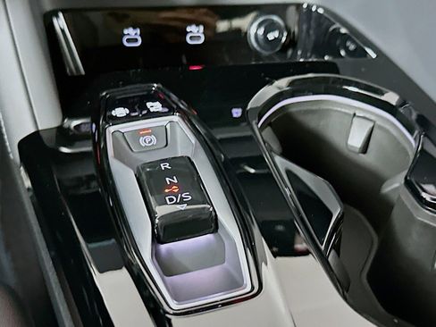 New 2025 Audi Q5 Premium Plus image 7