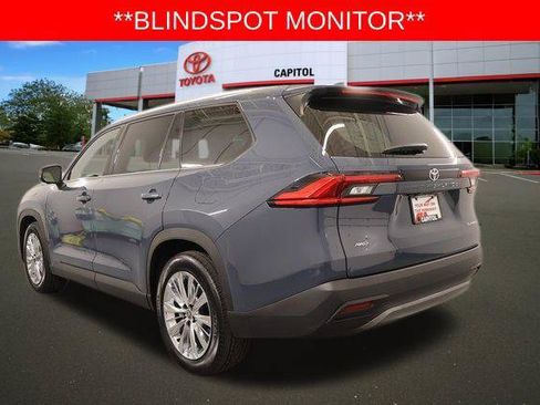Certified 2024 Toyota Grand Highlander AWD image 5