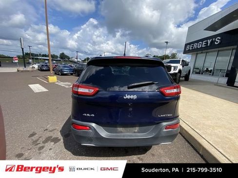 Used 2015 Jeep Cherokee Limited AWD/4WD image 3