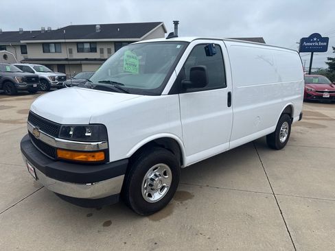 Used 2025 Chevrolet Express 2500 w/ Driver Convenience Package RWD image 1