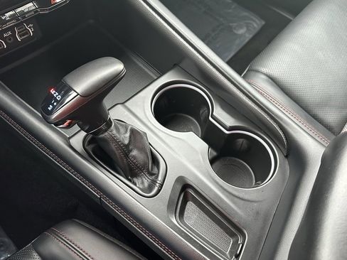 Used 2024 Dodge Durango GT image 28