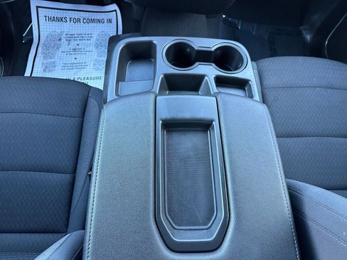 Used 2022 Chevrolet Silverado 1500 LT image 20