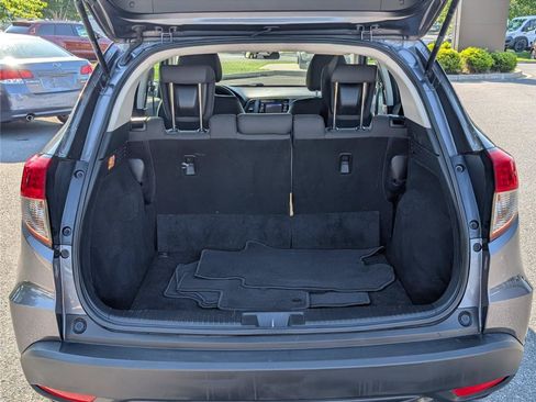 Used 2019 Honda HR-V LX image 13