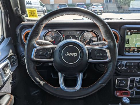 Used 2023 Jeep Gladiator Mojave w/ LED Lighting Group AWD/4WD image 13