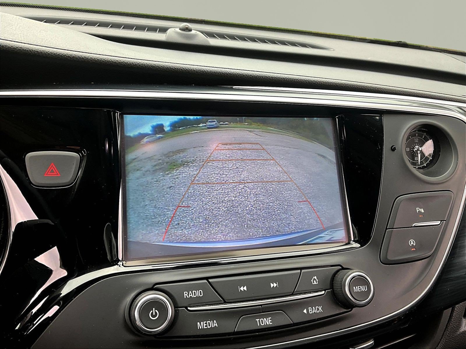 Used 2019 Buick Envision Essence FWD image 14