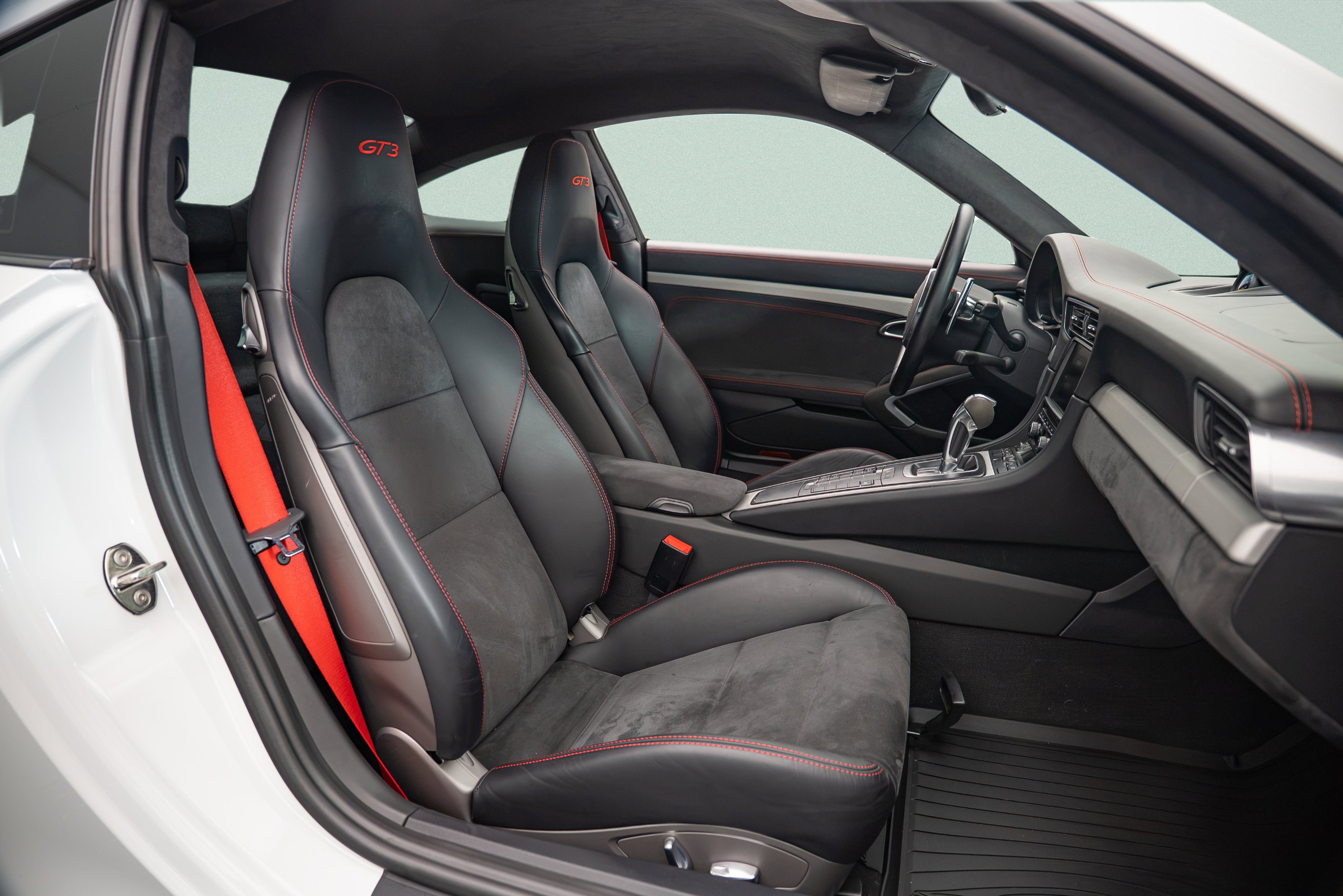 Used 2014 Porsche 911 GT3 RWD image 10