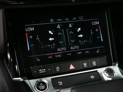 Used 2024 Audi Q8 e-tron Premium image 17