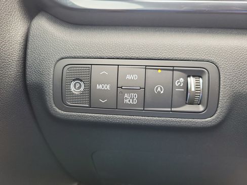 New 2027 GMC Terrain AT4 w/ Convenience Package III AWD/4WD image 28
