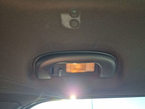 Used 2023 Chevrolet TrailBlazer RS w/ Sun and Liftgate Package image 49