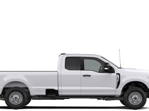 New 2026 Ford F250 XL w/ XL Chrome Package RWD image 27