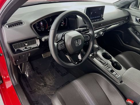 Used 2025 Honda Civic Sport image 15