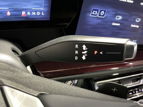 New 2026 Chevrolet Traverse Z71 w/ Driver Confidence Package image 30