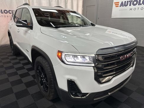 Used 2023 GMC Acadia AT4 w/ Preferred Package AWD/4WD image 3