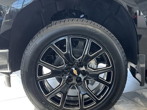 New 2026 Chevrolet Silverado 1500 LTZ w/ Technology Package AWD/4WD image 6