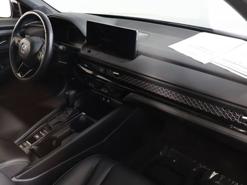 Used 2024 Honda Accord Sport image 28