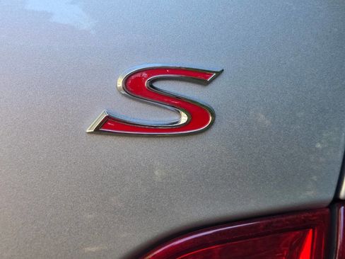 Used 2010 Toyota Corolla S image 25