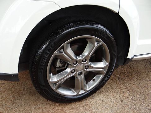 Used 2017 Dodge Journey Crossroad FWD image 26