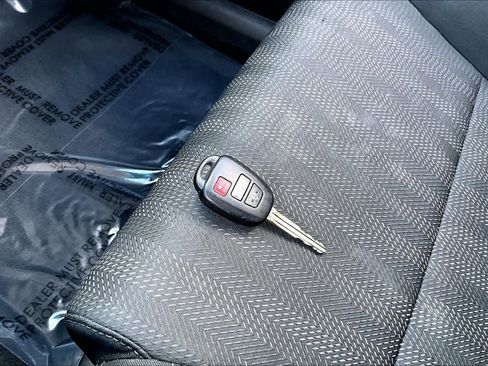 Used 2020 Kia Sportage LX AWD/4WD image 24