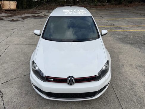 Used 2014 Volkswagen GTI Wolfsburg Edition image 17