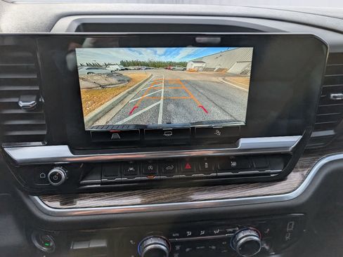 Certified 2022 GMC Sierra 1500 Elevation w/ Preferred Package image 29