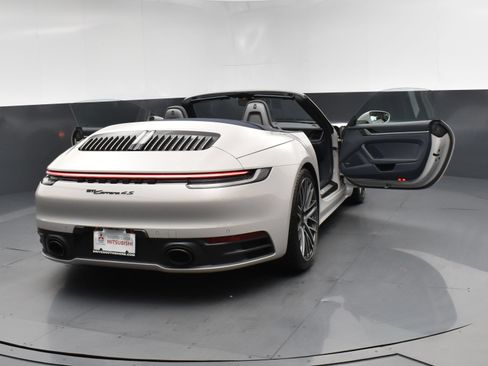 Used 2023 Porsche 911 Carrera S RWD image 38