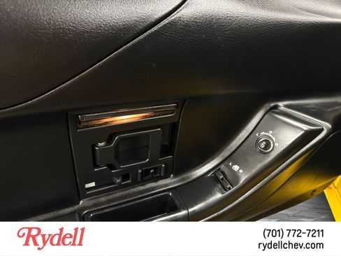 Used 1996 Chevrolet Corvette Coupe RWD image 11