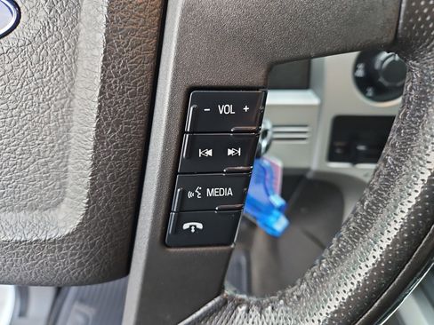 Used 2013 Ford F150 Raptor w/ Luxury Equipment Group image 21