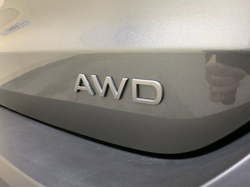 Used 2025 Nissan Kicks SV w/ SV Premium Package image 15