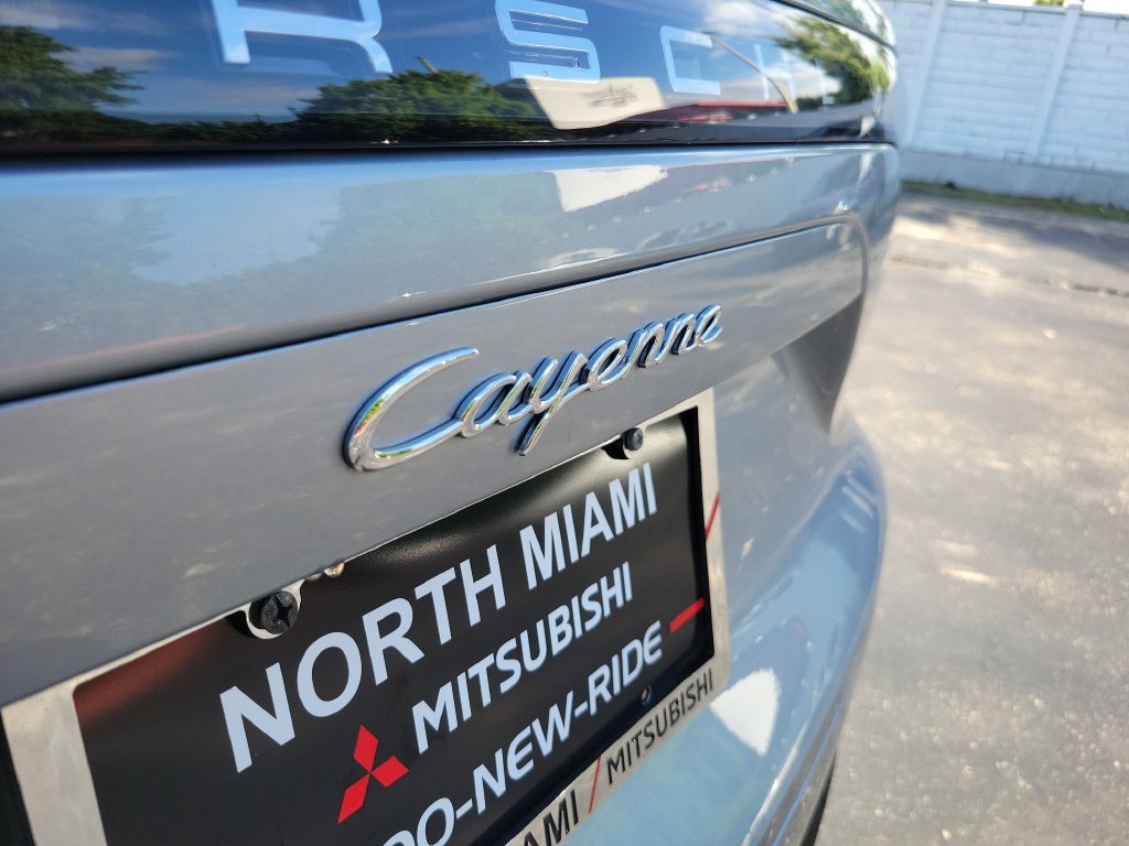 Used 2021 Porsche Cayenne AWD/4WD image 9