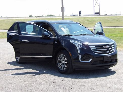 Used 2017 Cadillac XT5 Luxury AWD/4WD image 29