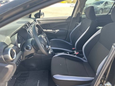 Used 2025 Nissan Versa S w/ Trunk Package image 14