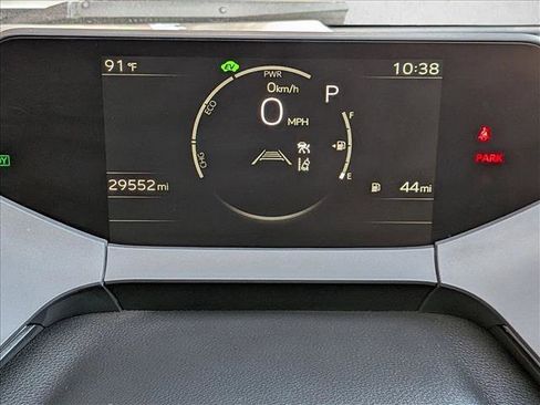 Used 2024 Toyota Prius LE image 11