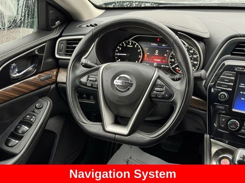 Used 2018 Nissan Maxima Platinum image 17